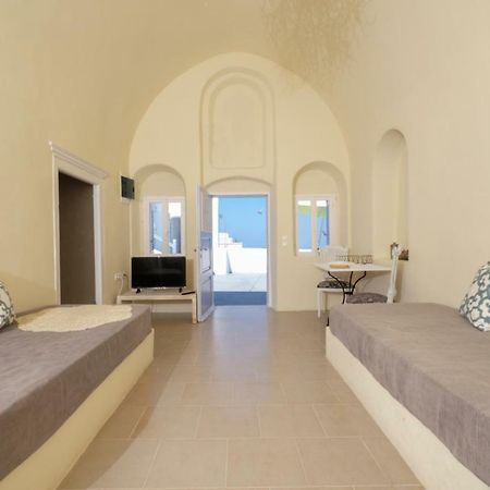 Apartmán Deltami Santorini Pýrgos Exteriér fotografie