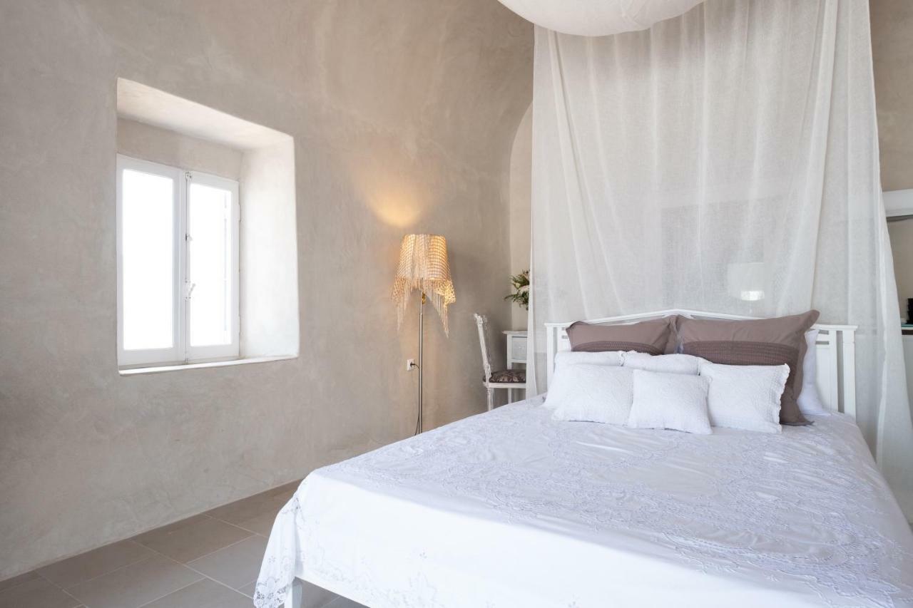 Apartmán Deltami Santorini Pýrgos Exteriér fotografie