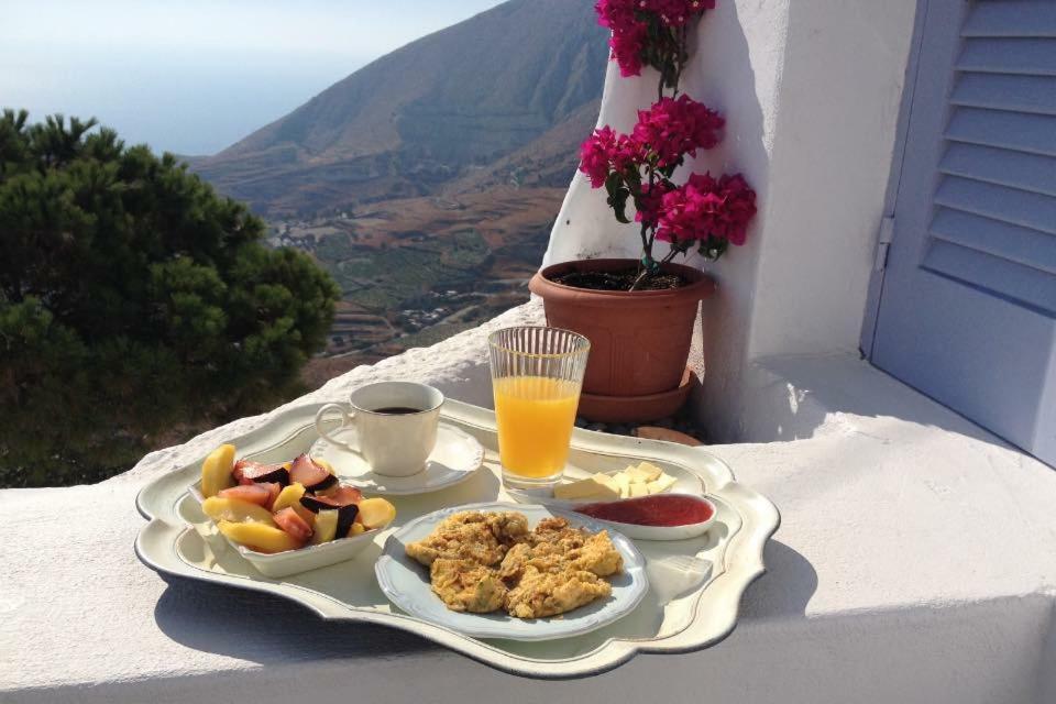 Apartmán Deltami Santorini Pýrgos Exteriér fotografie